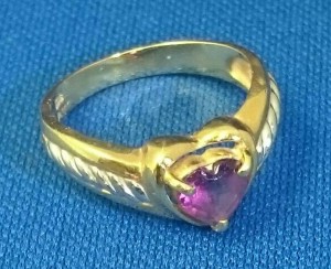 ルビーハート、プラチナ金コンビリング