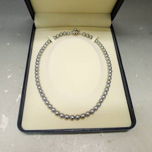 田崎真珠ネックレスの写真