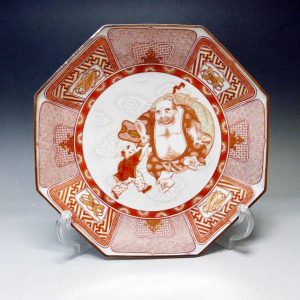 九谷焼 福島武山 赤絵布袋遊戯文 飾皿