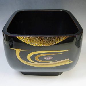 輪島塗　桜井 一良　鶴図蒔絵鉢　